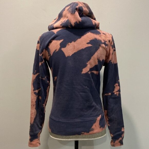 The North Face Hoodie - Picture 8 of 15